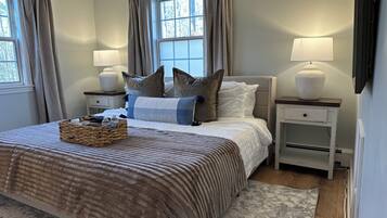 2 chambres, fer et planche à repasser, Wi-Fi gratuit, draps fournis