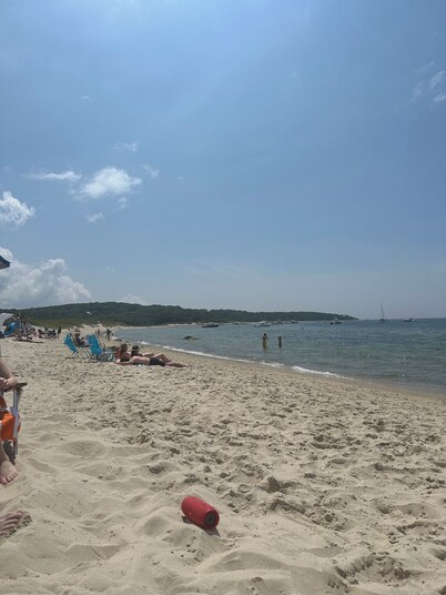 12 Mins from Beach - A Quiet, Immaculate space