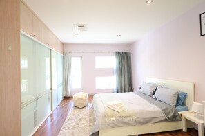 4 Schlafzimmer, Bügeleisen/Bügelbrett, WLAN, Bettwäsche