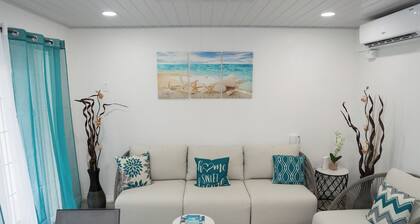 Cosy one bedroom condo in Holetown, St. James with pool access!!