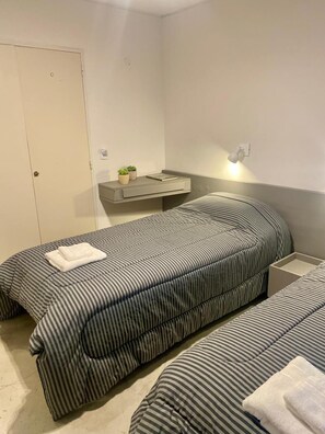 1 bedroom, in-room safe, desk, soundproofing