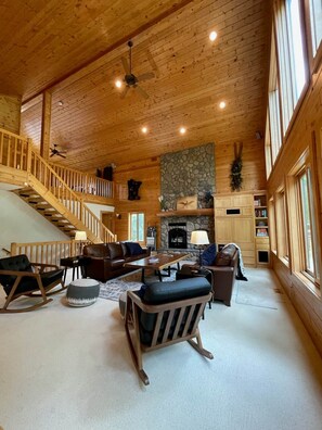 TV, fireplace, DVD player, stereo