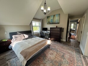 4 habitaciones, escritorio, tabla de planchar con plancha y wifi gratis 