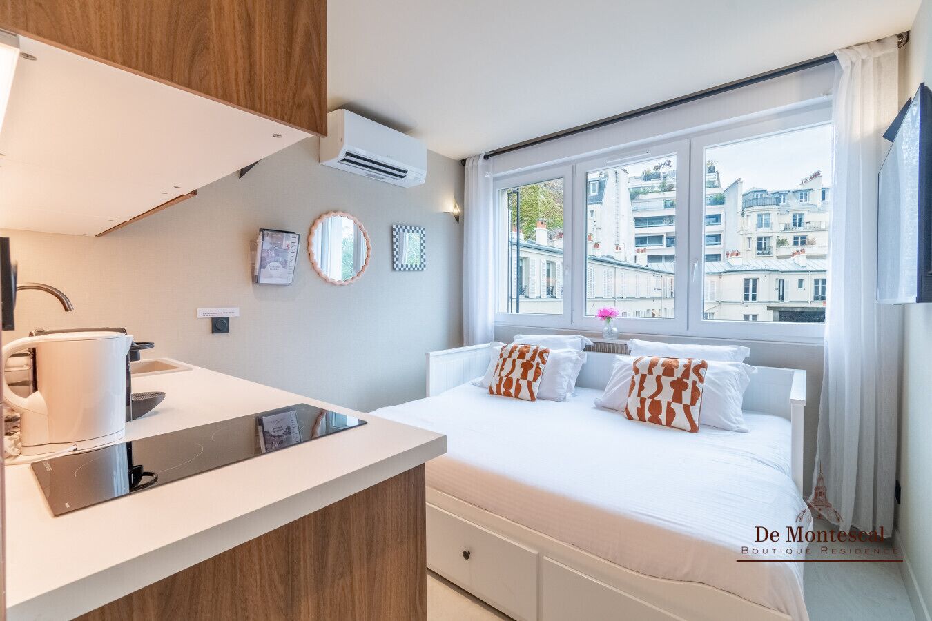 Fer et planche à repasser, Wi-Fi gratuit, draps fournis