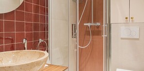 Hair dryer, towels - De Montescal - Studio (Paris)