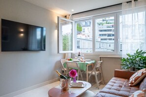 Fernseher