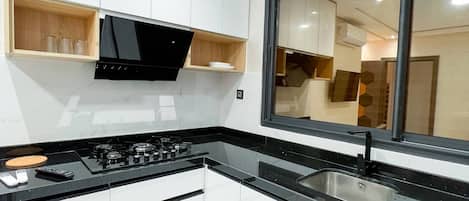 Deluxe Apartment | Private kitchenette