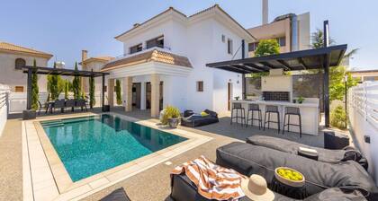 SunnyVillas: 3BR New Modern Villa*Private Pool*HVN