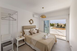 3 bedrooms, WiFi, bed sheets