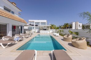 Pool - SunnyVillas: 3BR New Modern Villa*Private Pool*BLG (Paralimni)
