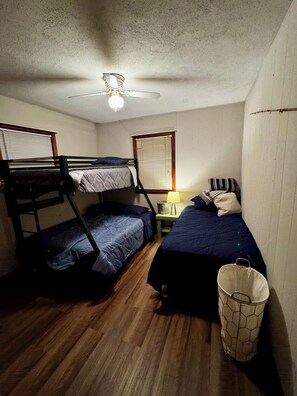 3 quartos, Wi-Fi, roupa de cama