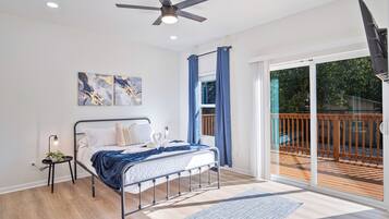 House (4 Bedrooms) | 4 bedrooms, iron/ironing board, bed sheets