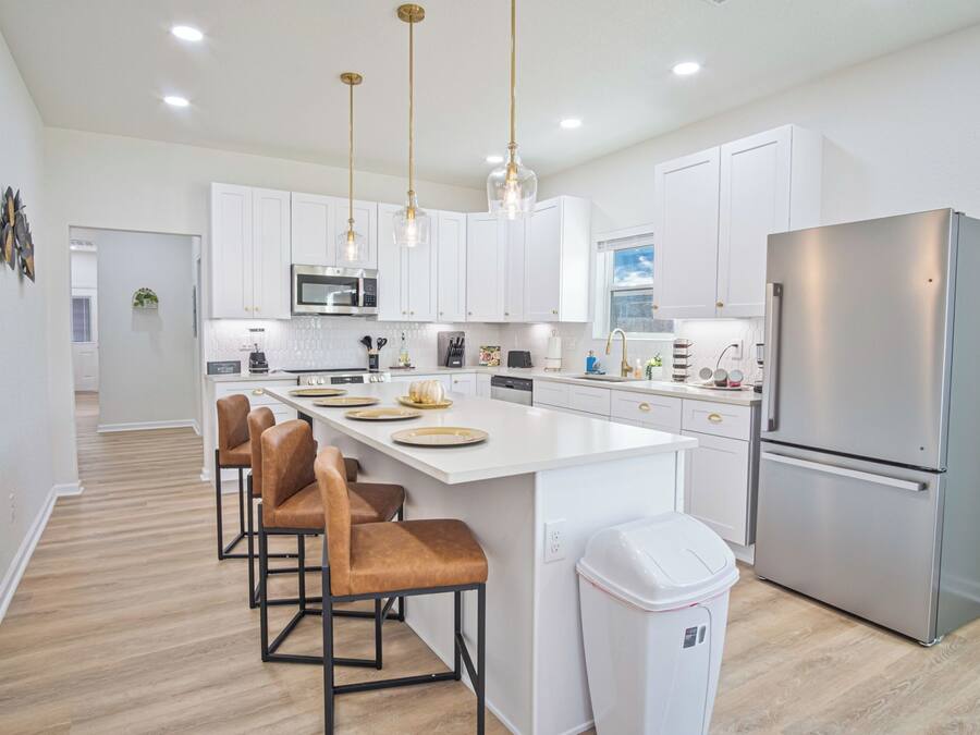 Casa (4 Bedrooms) | Cozinha privada | Cafeteira/chaleira, micro-ondas, fogão, cooktop