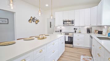 House (4 Bedrooms) | Private kitchen