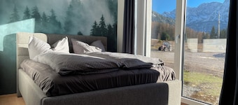 Chalet apartment with panoramic mountain views at the foot of the Zugspitze