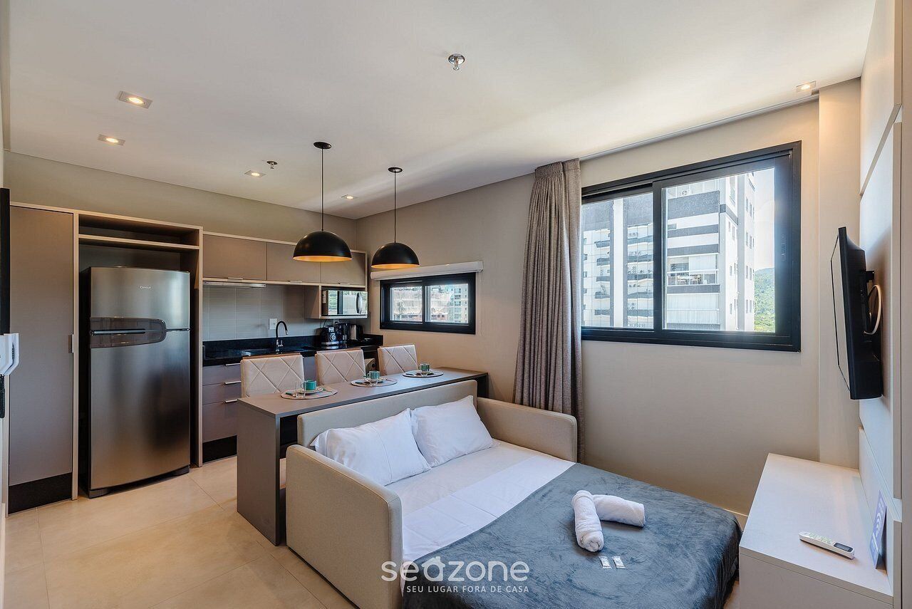 Basic Apartment | Free WiFi, bed sheets
