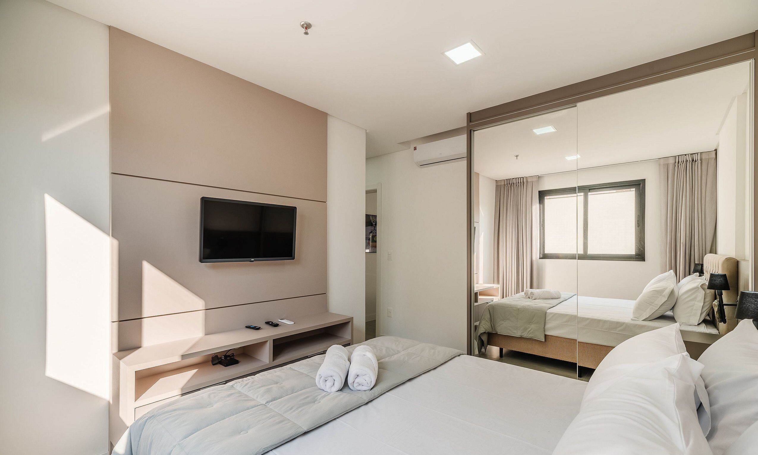 Basic Apartment | Free WiFi, bed sheets