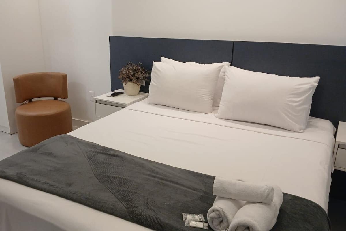 基础公寓 | 免费 WiFi、床单