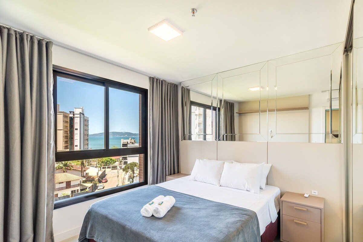 Apartamento básico | Wi-Fi de cortesia, roupa de cama