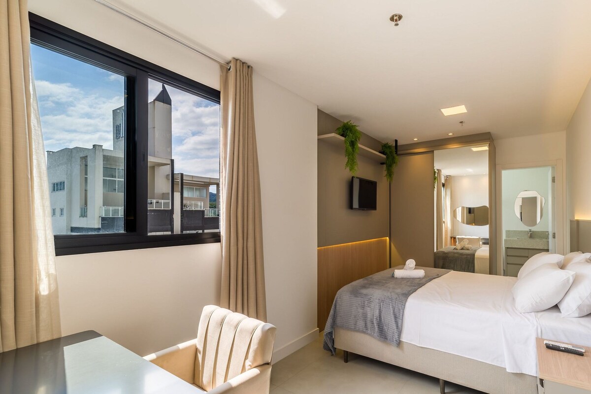 Apartamento básico | Wi-Fi de cortesia, roupa de cama