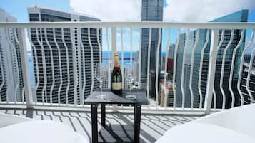 Luxury-Apartment, 1 Schlafzimmer | Balkon