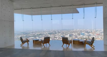 Spectacular view, luxury apartment on the 11th floor and air conditioning