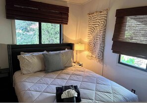 3 bedrooms, iron/ironing board, WiFi, bed sheets - Oak Creek Viewpoint – The Views! (Sedona)