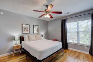 2 dormitorios, tabla de planchar con plancha, wifi y ropa de cama