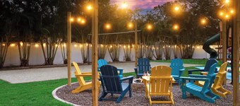 OMG Dream Resort! Heated Pool, Volleyball, Pickleball, Basketball, Golf, Bowling