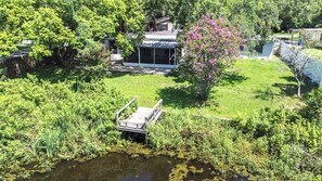 Property grounds - Quiet Oak Retreat – Serene 3 BDR (Tampa)