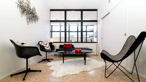 Télévision, espaces bureaux