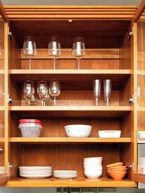 Unclassified image, 4 of 48, button