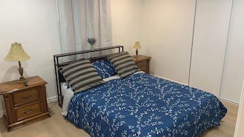 1 makuuhuone, silitysrauta/-lauta, ilmainen Wi-Fi, vuodevaatteet
