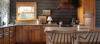 The Blackburn Grand Cabin