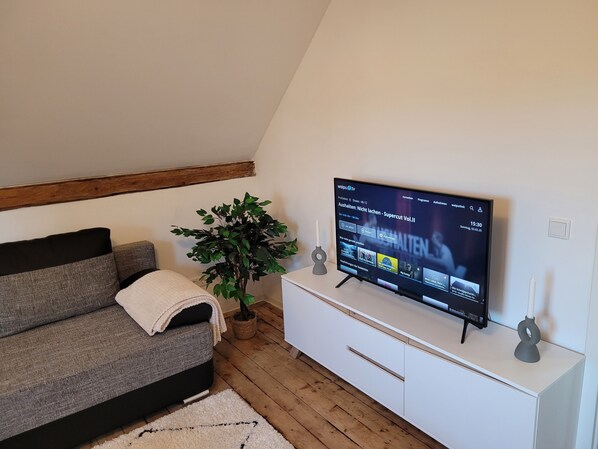 Smart TV, foosball, table tennis - Charming half-timbered apartment with modern comfort, 110 sqm (Eltville am Rhein)
