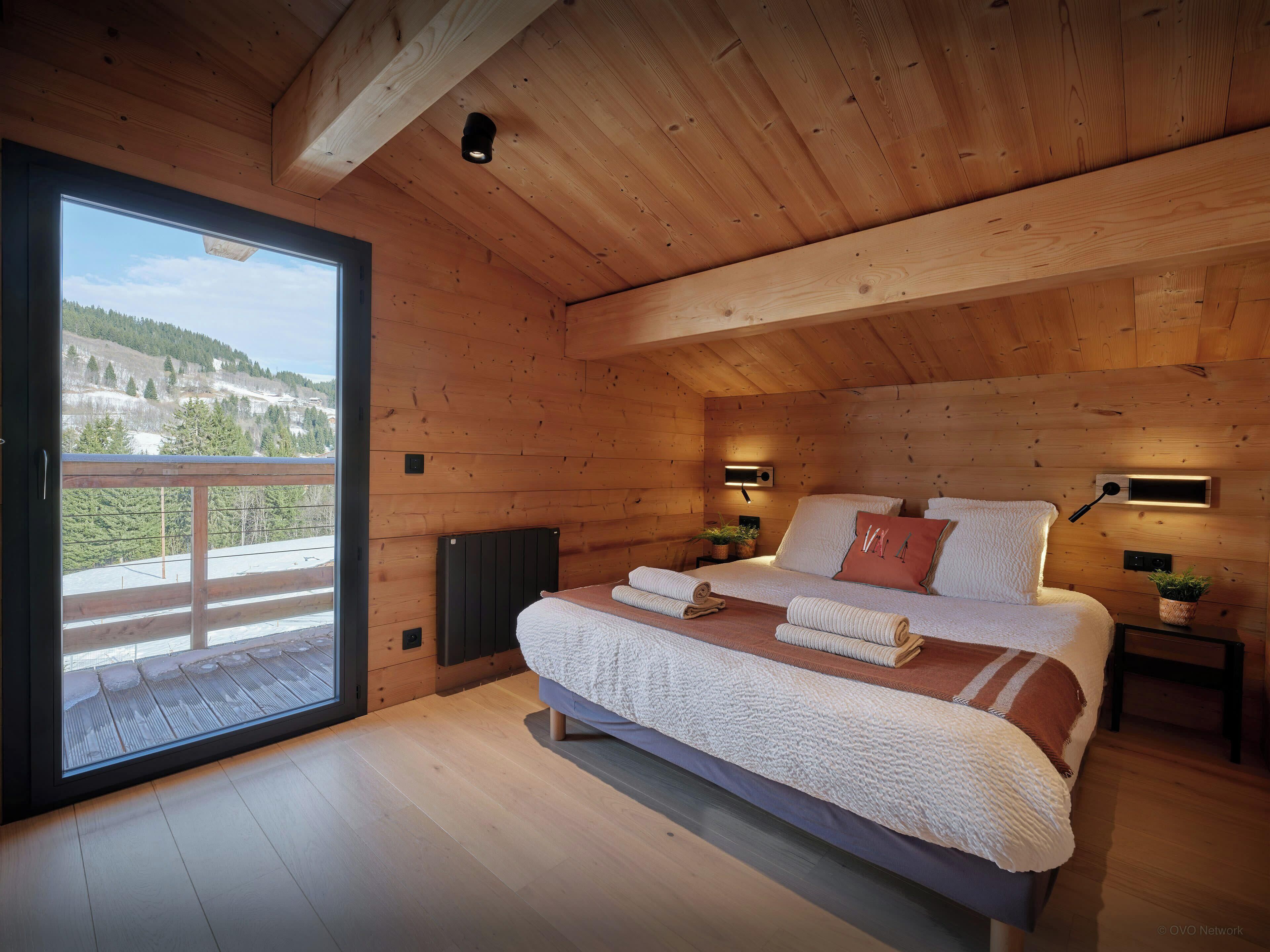 4 chambres, fer et planche à repasser, Wi-Fi, draps fournis