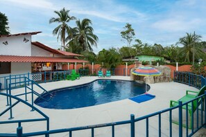 Pool - 3BR Home Near Beach | Pool | Local Vibes (Manzanillo)