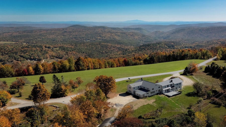 Cooper Hill Inn