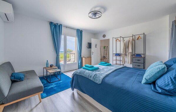 3 多间卧室、熨斗/熨衣板、旅行婴儿床、免费 WiFi