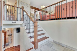 Interior - HILLSIDE HARMONY-Walk to Downtown Square (Paso Robles)