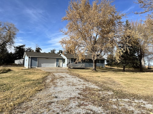Charming 3 bedroom house in NE Sandhills on Hwy 20 outside yard for pets horses