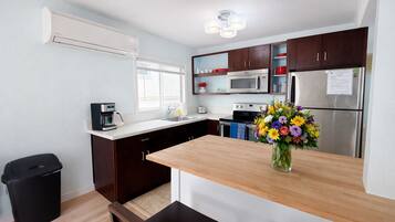 Apartment, Patio | Private kitchen