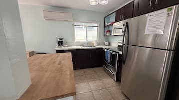 Apartment, Patio | Private kitchen