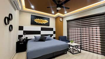 Superior Suite, 1 King Bed, Balcony | Premium bedding, down comforters, minibar, in-room safe