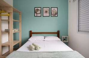 2 makuuhuonetta, silitysrauta/-lauta, Wi-Fi