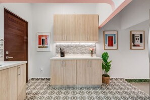Apartment | 3 bedrooms, Internet - Chic Apartment Pool Parking in Central Condado (San Juan)