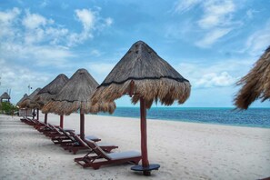 Sun-loungers, beach towels