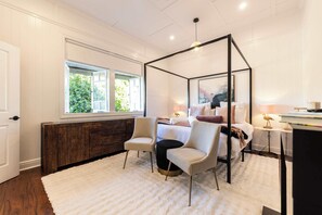 4 Schlafzimmer, Bügeleisen/Bügelbrett, WLAN, Bettwäsche