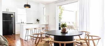 Urban Getaway Central Cottage