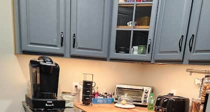 Open floor plan-historic Elmwood Village, Buffalo area-gated off-street parking